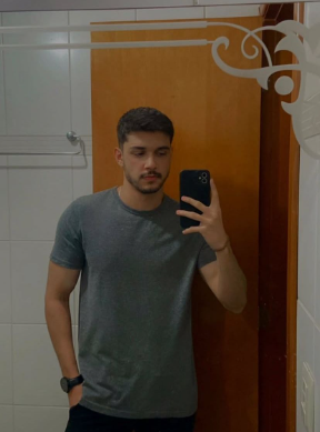 <em><strong> Chris P.</strong></em>